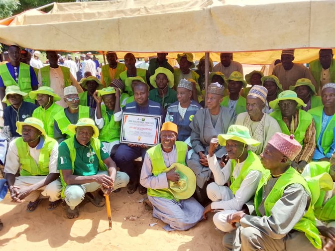 마타주 지방정부 지역개발 공로 감사장 수상